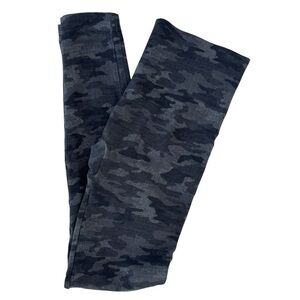 Spanx Camo Leggings Size Medium